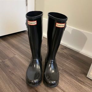HUNTER RAIN BOOTS